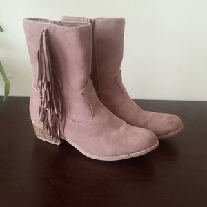 Girls size 3 boots